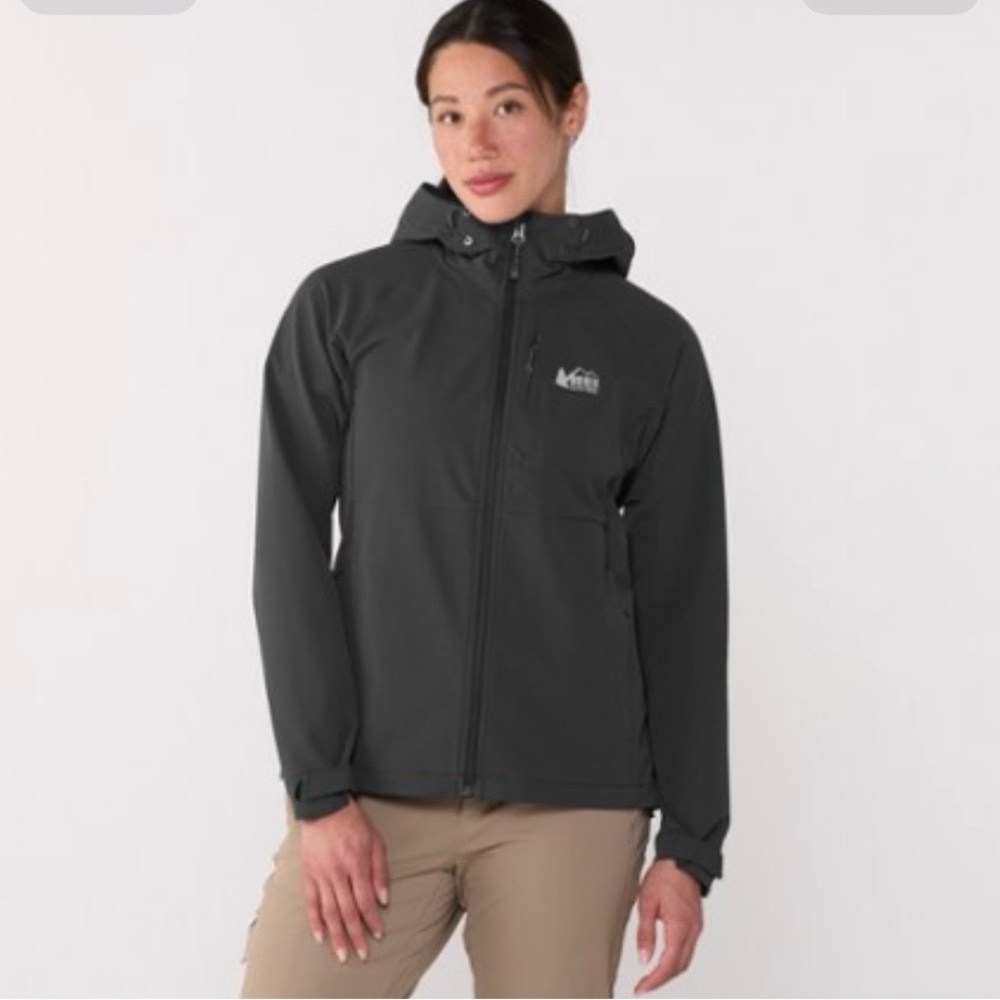REI Activator Soft Shell Women's Black Jacket. Hooded. Raglan Sleeve. Small NWT - Picture 2 of 10